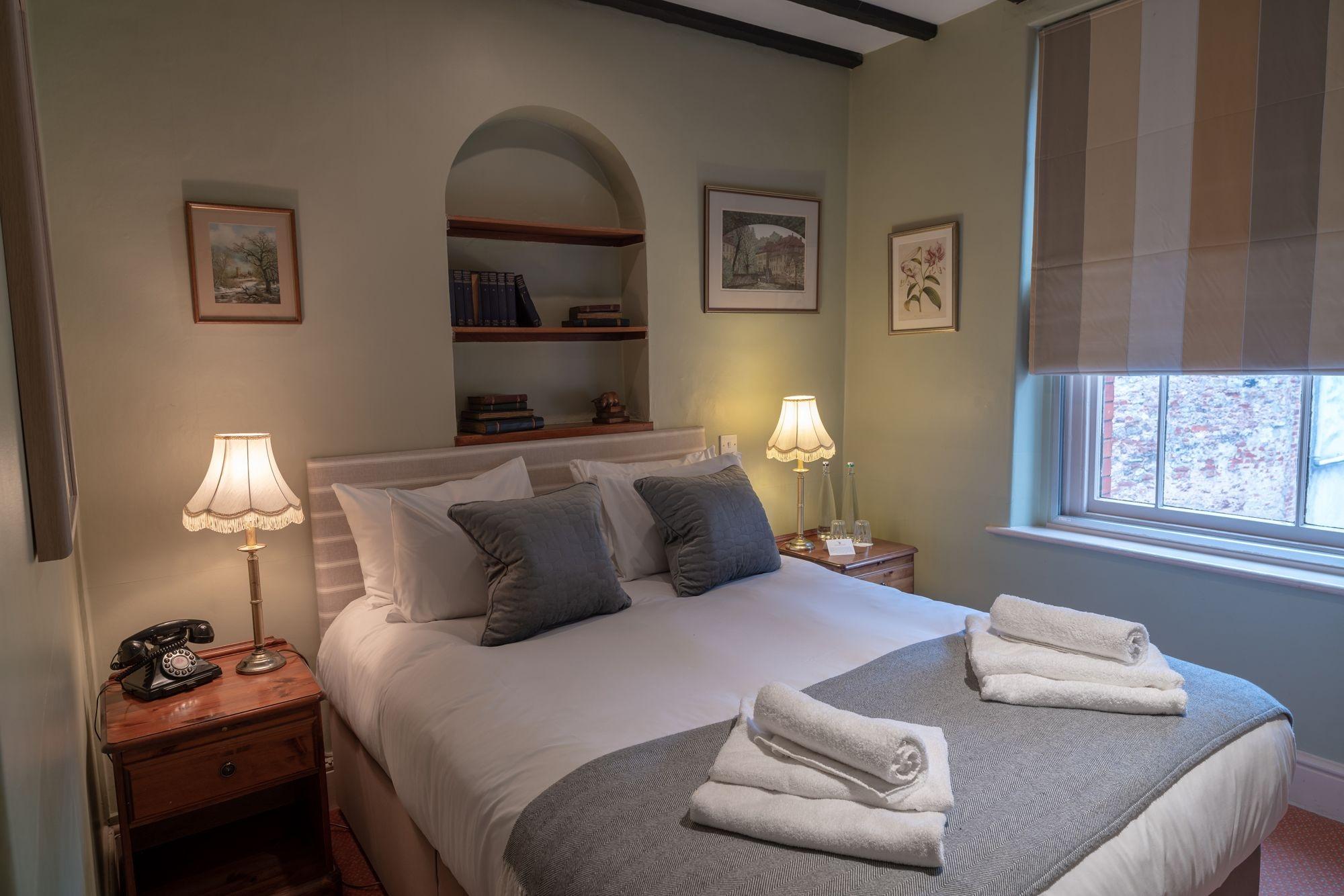 White Hart Inn Wells Eksteriør billede