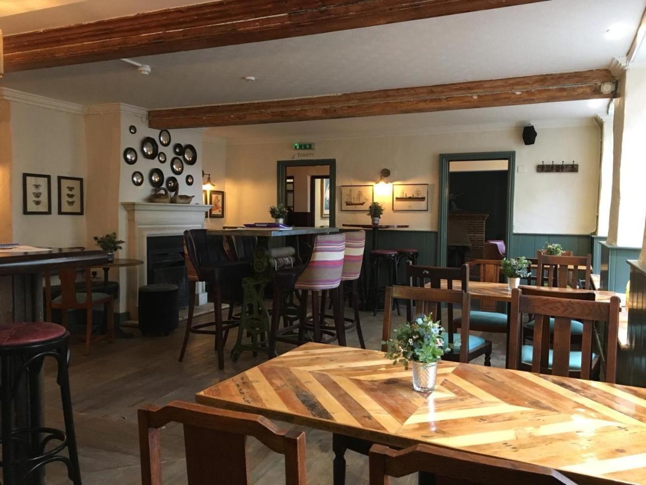White Hart Inn Wells Eksteriør billede