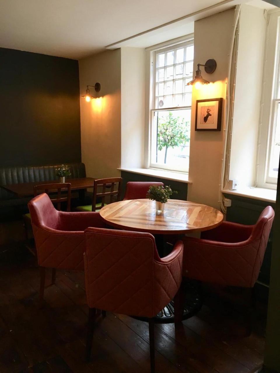 White Hart Inn Wells Eksteriør billede